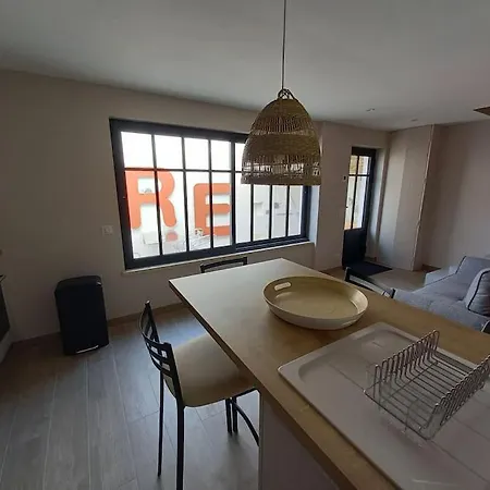 Maison De Village Avec Cour à 700m De La Plage
