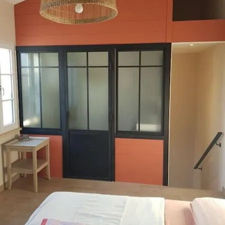 Maison De Village Avec Cour à 700m De La Plage Casa de Férias