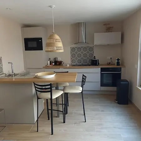 Maison De Village Avec Cour à 700m De La Plage Les Portes-en-Re